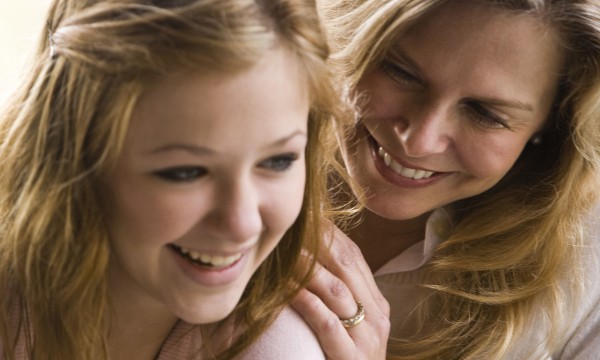 4 ways to maintain a strong relationship with your teenager