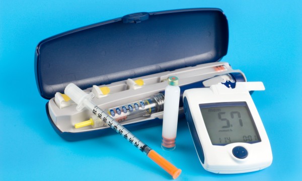 Testing and injecting safely at work for diabetes
