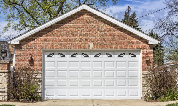 Choosing a garage-door material