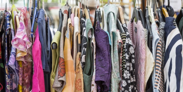 Astuces pour trouver les meilleures aubaines lors de ventes de garage