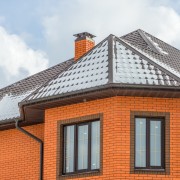 Tout savoir sur l'entretien de votre toiture selon son matériau