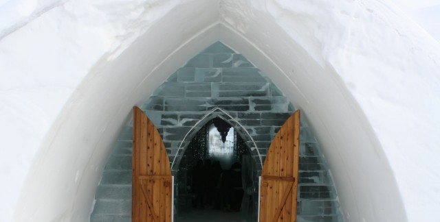 3 bonnes raisons de réserver vos vacances en hôtel de glace
