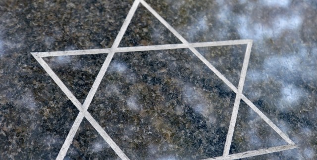 À quoi s'attendre lors de funérailles juives