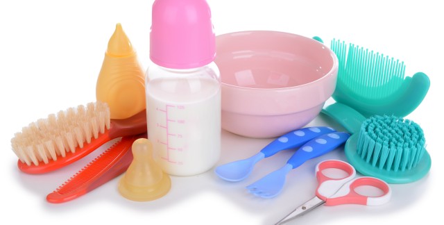 6 conseils de base pour le nettoyage des équipements de bébé