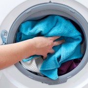 Comprendre les symboles d’entretien de vos vêtements