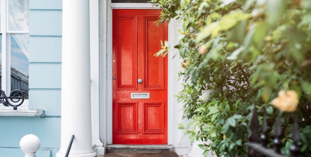Les meilleures idées pour peindre pour votre porte d’entrée